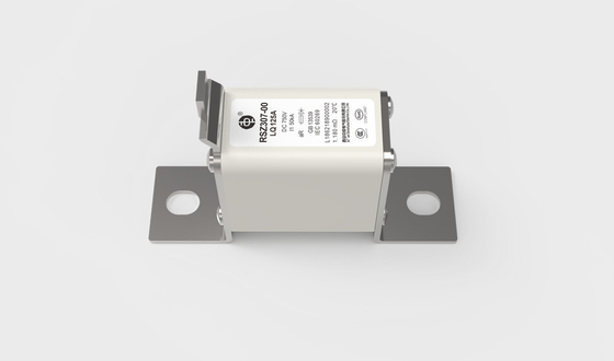 630A 750VDC รถยนต์ไฟฟ้าฟิวส์เซรามิกอย่างรวดเร็ว RSZ307-00-LQ ประสิทธิภาพ DC ที่ยอดเยี่ยม