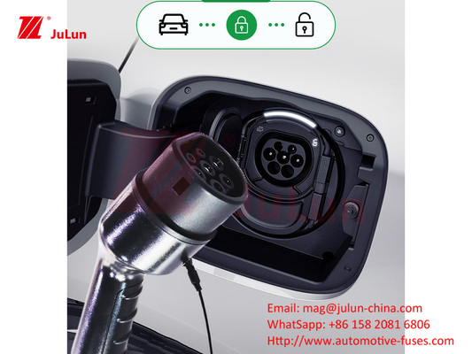 ปืนชาร์จพลังงานใหม่ ปืนชาร์จแบบสแตนดาร์ดยุโรป ประเภท 2 ชาร์จ EV 7KW พกพาบนเครื่องชาร์จ
