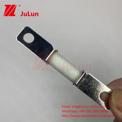 EV Fuse Series Features การก่อสร้างแบบบอลท์ โดยเฉพาะ 750VDC 10A 25A 50A