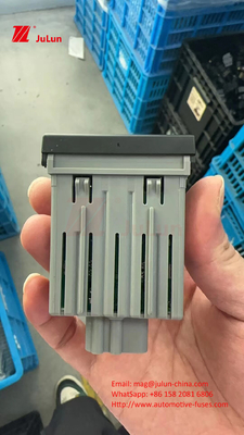 สัญญาณรถ Renault 6490.NG สัญญาณอันตราย หยุด BC45-13A350-BA FORD