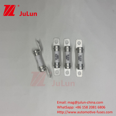 ฟิวส์รถไฟฟ้า 500VDC โบลท์ M6 โบลท์ 50A ดีเยี่ยม DC ความสามารถการตัดฟิวส์