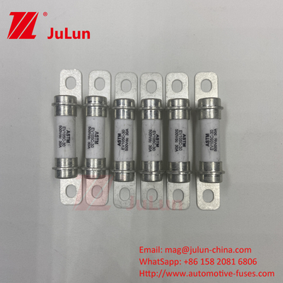 การใช้งานในรถยนต์ เครื่องยนต์ไฟฟ้า ฟิวส์ รถยนต์ไฮบรีด 15A 500VDC ดีกว่า DC ฟิวส์ความสามารถในการตัด