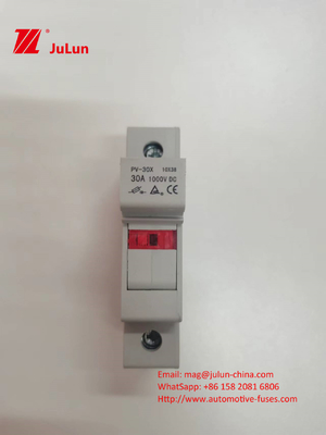 ฟิวส์ไฟฟ้าพลังแสงอาทิตย์ 10*38mm AC500V 32A GG RT18-32X AC500V พร้อมตัวถือ