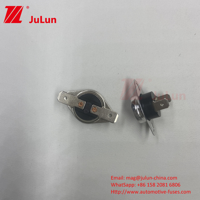 KSD301 KSD302 เซ็นเซอร์อุณหภูมิเทอร์มิสเตอร์ หมุนการติดตั้งเคลื่อนไหว ± 3 องศาการวัด