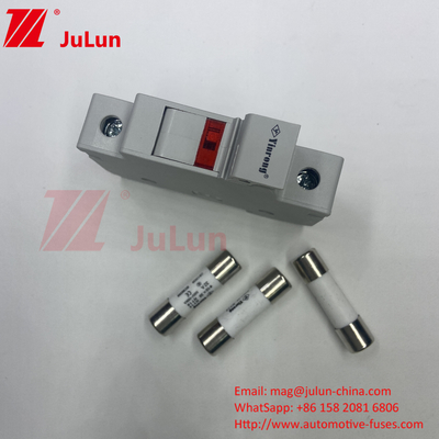 โรงงานมืออาชีพ BYPV-18 1pole 16a 1000v Dc Din Rail Fuse Holder กับ 1500v Dc Fuse สําหรับแสงอาทิตย์
