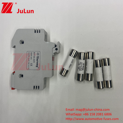 ฟิวส์อินเวอร์เตอร์พลังแสงอาทิตย์สําหรับอุณหภูมิสุดขั้ว 40A DC 1500 FUSE Holder ที่ตรงกับ 14 * 51mm