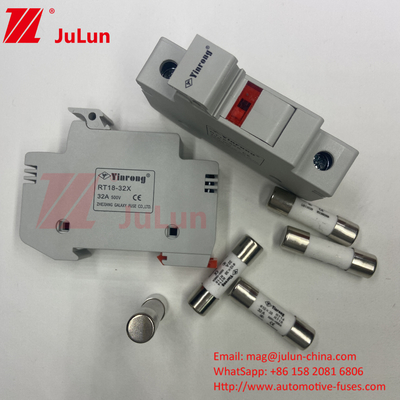 30kA DC เรตโซลาร์ฟิวส์สําหรับรถไฟฟ้าไฟฟ้าไฟฟ้า BusS 1000V ฟิวส์เบสสูท 10 * 38 ฟิวส์คอร์เนียร์