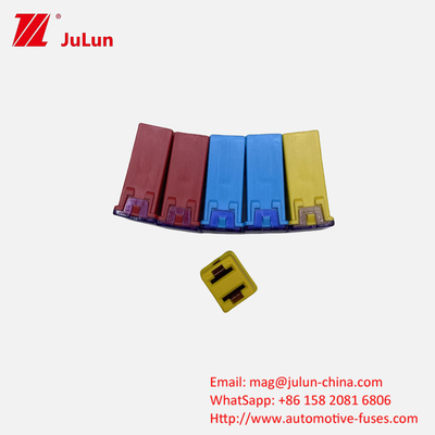 เครื่องจุดบุหรี่ 495 กล่องไฟฟิวส์ 20A30A40A50A60 สี่เหลี่ยมพับภายนอกนําเข้า