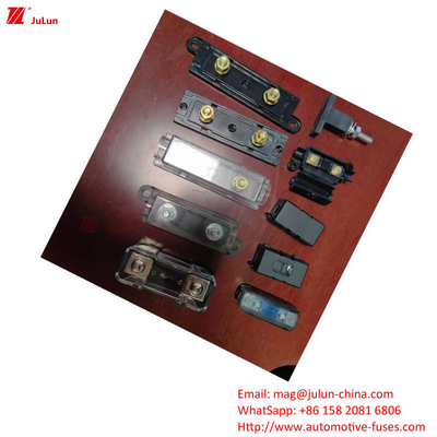 พลาสติก / ไนลอน Housing รถยนต์ Fuse Holder ตอบสนองมาตรฐาน EU UL กับ 30A-500A การถือกระแสปัจจุบัน