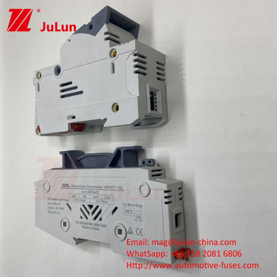 1000V DC Solar Photovoltaic Inverter Fuses RT18 ซีรีส 10x38 3P DIN Rail Mounted 32A ความจุสําหรับฟิวส์ 1500V