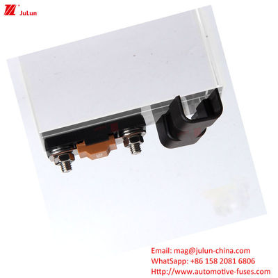 อะไหล่รถยนต์ โบลท์ / โบลท์ ฟิวส์ 30A-500A 32V EU UL มาตรฐานระดับความแรงดัน ทองแดง ติดต่อ เครื่องตัดวงจรรีเซ็ตอัตโนมัติ