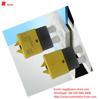 การป้องกันวงจรรถยนต์ เครื่องตัดวงจรไฟฟิวส์ พลาสติก / ไนลอน EU UL Standard 30A-500A ทองแดงทะเล