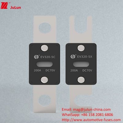 การป้องกันปลายทาง EV Fuse 70VDC 1 สําหรับรถไฟฟ้า 150-3000A