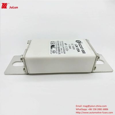 DC1000V Fuse ขนาดกลางสําหรับรถไฟฟ้าที่มีความสามารถในการทําลาย 25KA