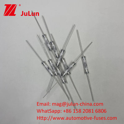 500V ASTM 30A เซรามิค ฟิวส์ กับ ฟิวส์ แคลมป์ สําหรับ 10A-30A ไฟฟ้าปัจจุบัน 500VDC