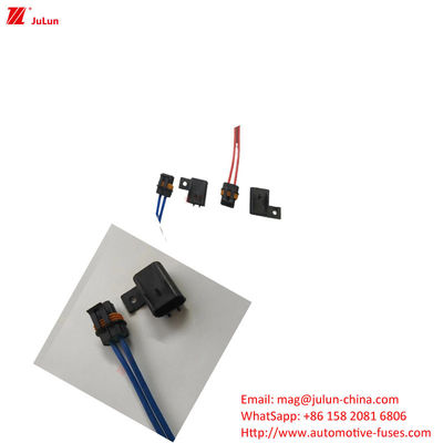 อุปกรณ์บอลท์ การรีเซ็ตอากาศด้วยมือ เปลี่ยนอากาศรถยนต์ อิเล็กทรริกต์ Fuse Holder พลาสติก / ไนลอน Housing 32V