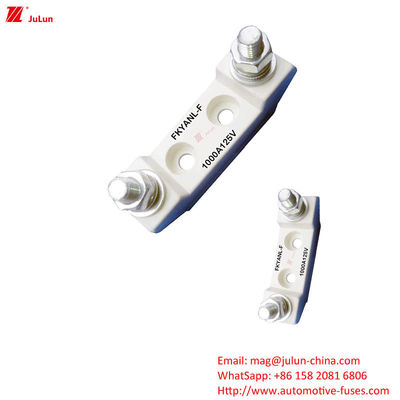 UL Standard Bipolar Automotive Spare Parts Plastic Housing Fuse / Fuse Holder ความดันเฉพาะ 125V