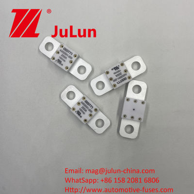 ความสามารถในการหัก เซรามิก A202001-150A ฟิวส์ 150VDC ที่มีระยะหุ้ม 39 มม และราคาที่เหมาะสม