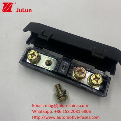 การผลิตรถยนต์ Fuse Holder 3099022 ร่างรถยนต์ Chassis เครื่องยนต์อะไหล่ Wholesale Fuse Assembly สําหรับ Brilliance H320