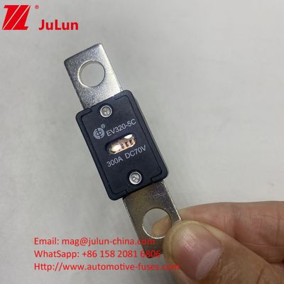 EV320-5C 200A 70VDC ไฟฟิวส์ชาร์จเร็วรถไฟฟ้า 68*19*10mm ระยะหุ้ม 51mm