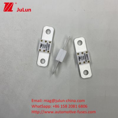 A202008 ASTM 350A 125VDC เซรามิกออโตโมทีฟ ฟิวส์ คุณสมบัติไฟฟ้า 1.0 ใน 4 ชั่วโมง 3.0 ใน 10s ขนาดเล็กสูงสุดสําหรับการป้องกันวงจรสั้น
