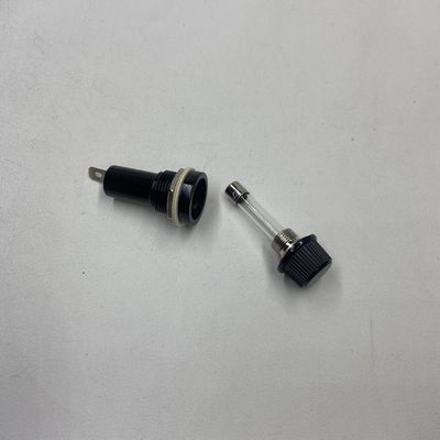 6 * 30mm แพนล์ติดตั้ง Fuse Holder Knob ประเภทการออกแบบกันน้ําสําหรับเครื่องจักร