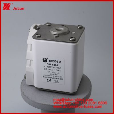 RS306-2 S5P 630A การดึงรถไฟฟ้าสแควร์ การดึงรถไฟฟ้า EV หรือ HEV การดึงรถไฟฟ้า DC สําหรับ EV HEV AC1250V 100KA DC1000V 50KA AR