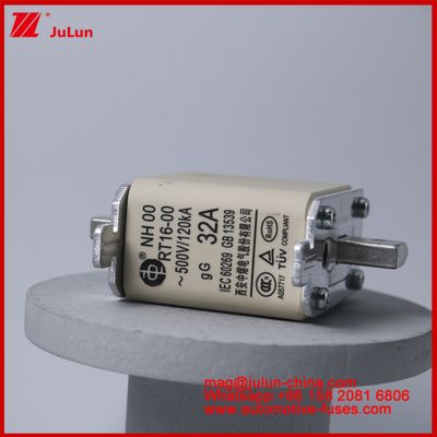 32A 500V NH00 RT16-00 120KA เซรามิกรถไฟฟิวส์รถยนต์ Blade Mount สําหรับ EV / HEV สถานการณ์รถยนต์