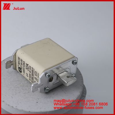 NH00 RT16-00 16A 500V 120KA เซรามิก Anl Fuse รถยนต์ Bolt Stud Mount สําหรับ EV / HEV