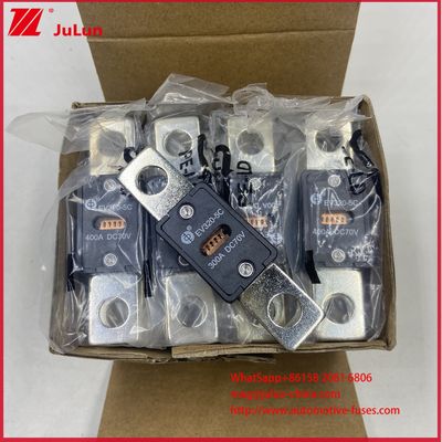 100A DC70V เฟยส์รถไฟฟ้าสุดยอด EV320-5C 5X 150A 300A DC70V การชาร์จเร็วด้วยวัสดุกระเป๋าเซรามิก และกระแสตัดสูงสุด 6KA