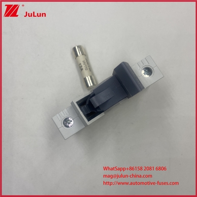 ตัวถือไฟฟิวส์แสงอาทิตย์ 10*38mm 32A 1000VDC