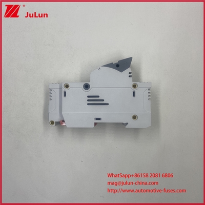 63A 22*58mm เฟยส์พลังแสงอาทิตย์ PV ด้วยความกระชับกําลังการทํางานระดับ DC1000V และ 6 KV ความกระชับกําลังการต่อต้านแรงกระชับกําลัง
