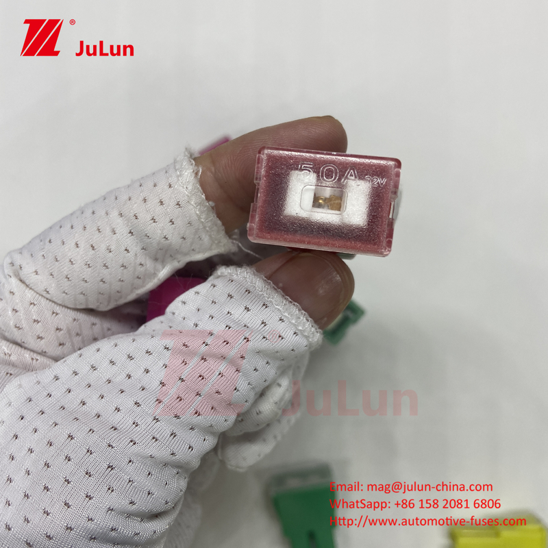 JCASE อัตโนมัติ เครื่องตัดวงจรรถยนต์ที่มั่นคง พร้อมการป้องกันความอ้วนและความแรงดัน 32V