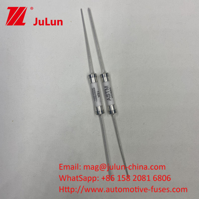 HV660 ASTM 16A 500VDC 30KA เซรามิกออโตโมทีฟ ฟิวส์ โปรแกรมการติดตั้งหมุนแกน 6 * 32 มม