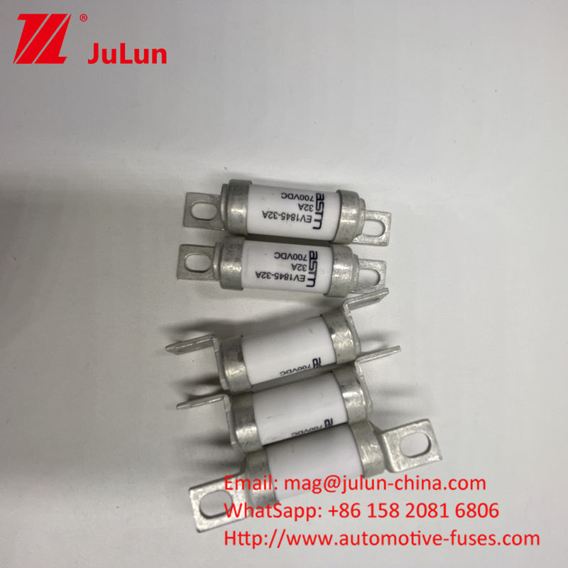 5A 700VDC EV1845 DC 700VDC 5A-150A โฟลตกลาง โบลท์ฟิวส์สําหรับการชาร์จรถไฟฟ้า