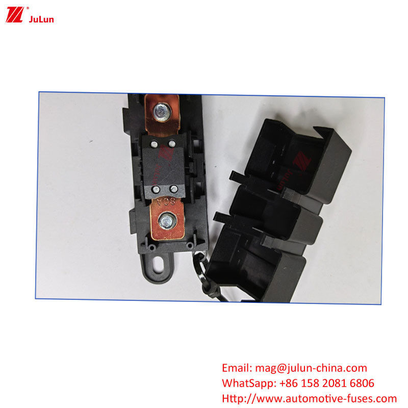 80A100A ปริมาณไฟฟ้าปริมาณตั้ง ฟิวส์ / กล่องรถยนต์ ระดับการป้องกันบูรณาการของระบบวงจรอิเล็กทรอนิกส์สําหรับรถไฟฟ้า / รถบรรทุก / รถตู้