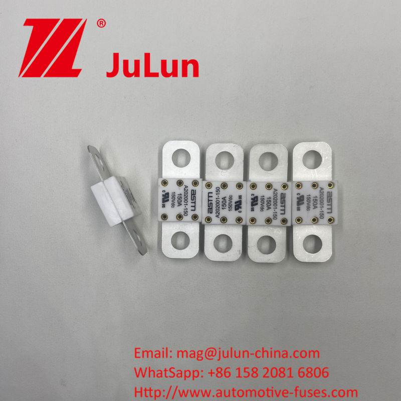 A202001-300A 150VDC เซรามิกออโต้ฟิวส์ที่มีกระแสไฟฟ้า 100A 150A 200A 250A 300A 350A 400A 500A และระยะหุ้ม 39mm