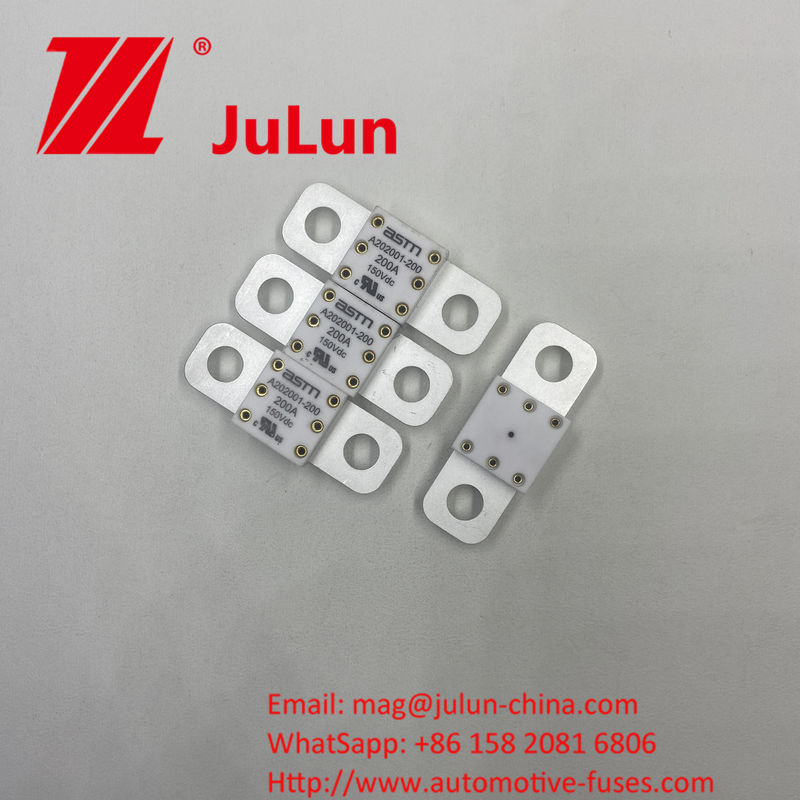 เครื่องยนต์เซรามิก A202001-400A ฟิวส์ 150VDC คุณสมบัติไฟฟ้า 1.0 ใน 4 ชั่วโมง 3.0 ใน 10s สูงสุด ระยะหุ้ม 39 มม