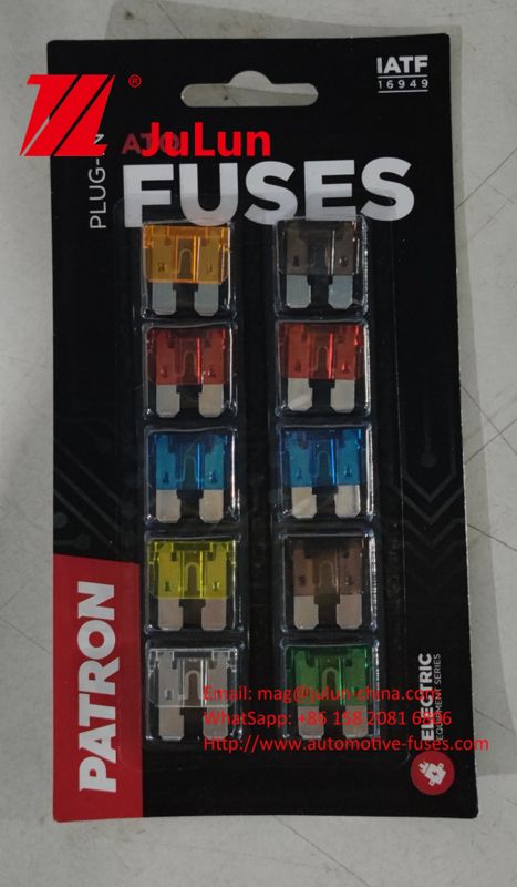 อิเล็กทรอนิกส์รถยนต์ 30A Blade เครื่องไฟฟ้ารถยนต์ ด้วยและประสิทธิภาพ 32V 58V