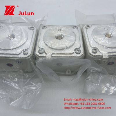 PC33UD69V1250TF เซรามิคฟิวส์รถยนต์สําหรับรถยนต์สีขาว ปัจจุบันการจํากัดการทํางานสูง