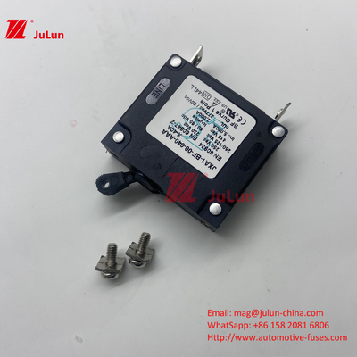15A เครื่องป้องกันเครื่องตัดวงจร เปลี่ยนการตั้งค่าใหม่ AC DC เครื่องตัดวงจรทางเรือ เครื่องป้องกันการอุดตันในปัจจุบัน สําหรับยานยนต์