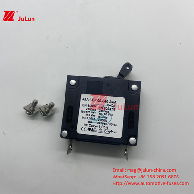20A 25A 15A 30A เครื่องตัดวงจร ป้องกันอัตราการอ้วนกระแสปรับเปลี่ยนการตั้งค่าใหม่ AC DC เครื่องตัดวงจรทางทะเล