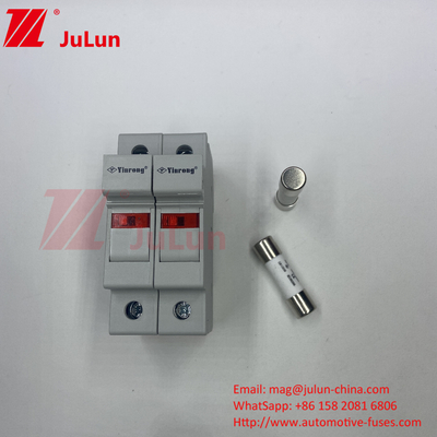 PV-30 CE TUV 10*38mm Dc 6A 8A 10A 12A 15A 20A 25A 32A PV โซลาร์ Dc 1000V ฟิวส์ พร้อมตัวถือฟิวส์ กล่องที่มีการแสดง