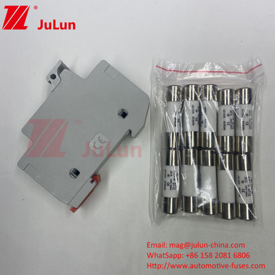 เซรามิค โซลาร์ PV ฟิวส์ สําหรับอินเวอร์เตอร์โซลาร์ 1000DC 1500DC 32a 40a 50Amp พลังงานโซลาร์ PV Dc ผู้ถือฟิวส์ไฟฟ้าด้วย 14