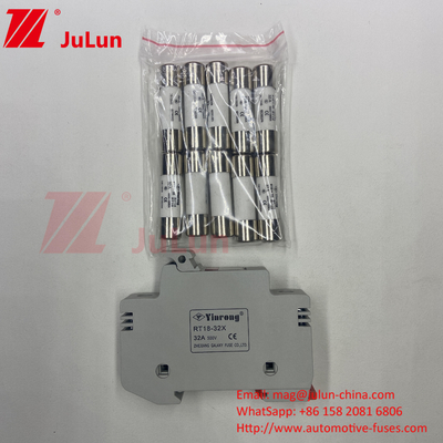 โซลารี พีวี ฟิวส์ / ดิน รีล โซลารี ฟิวส์ฮอลเดอร์สําหรับอินเวอร์เตอร์ 1500VDC 1000VDC 500VDC 10A-63A 30kA