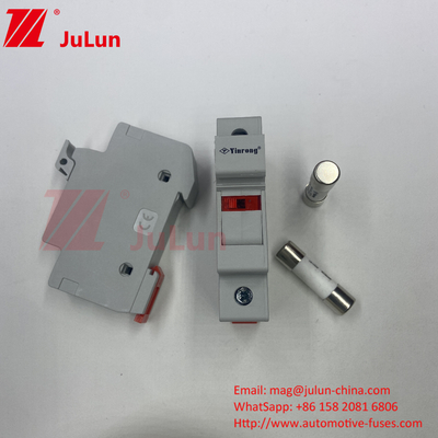 1000VDC 15A ผู้ถือไฟฟิวส์แสงอาทิตย์ PV ด้วยไฟฟิวส์ไฟฟิวส์แสงอาทิตย์ PV 6A 10A 15A 20A 25A 30A ความดันสูงสําหรับระบบแสงอาทิตย์