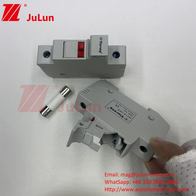 เงินแสงอาทิตย์ Pv Fuse / Din Rail ระดับตัวถือไฟฟ้าแสงอาทิตย์สําหรับกล่องรถไฟฟ้าไฟฟ้า