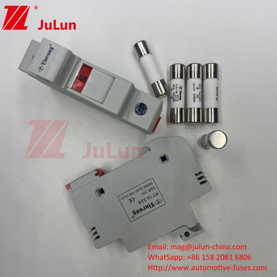 โซลารี PV Inverter ฟิวส์กลม. ฟิวส์ถือ 1000V DC ฟิวส์ถือสําหรับระบบแผ่นแสงอาทิตย์ 25A 32A AC
