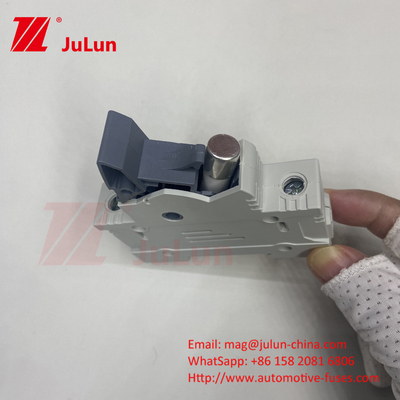ฟิวส์แสงอาทิตย์สําหรับฟิวส์ไฟฟาวท์ฮอลเดอร์ 30 แอมเปอร์ Rt18-32 10x38 ฟิวส์เบส ฟิวส์ความร้อน 16a 220v 10 * 85mm