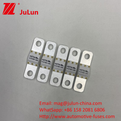 A121601-80A A121601-150A เฟชิวส์เลดอัตโนมัติ / เฟชิวส์เลดรถสําหรับการรักษาความมั่นคงในการเก็บพลังงานของแบตเตอรี่